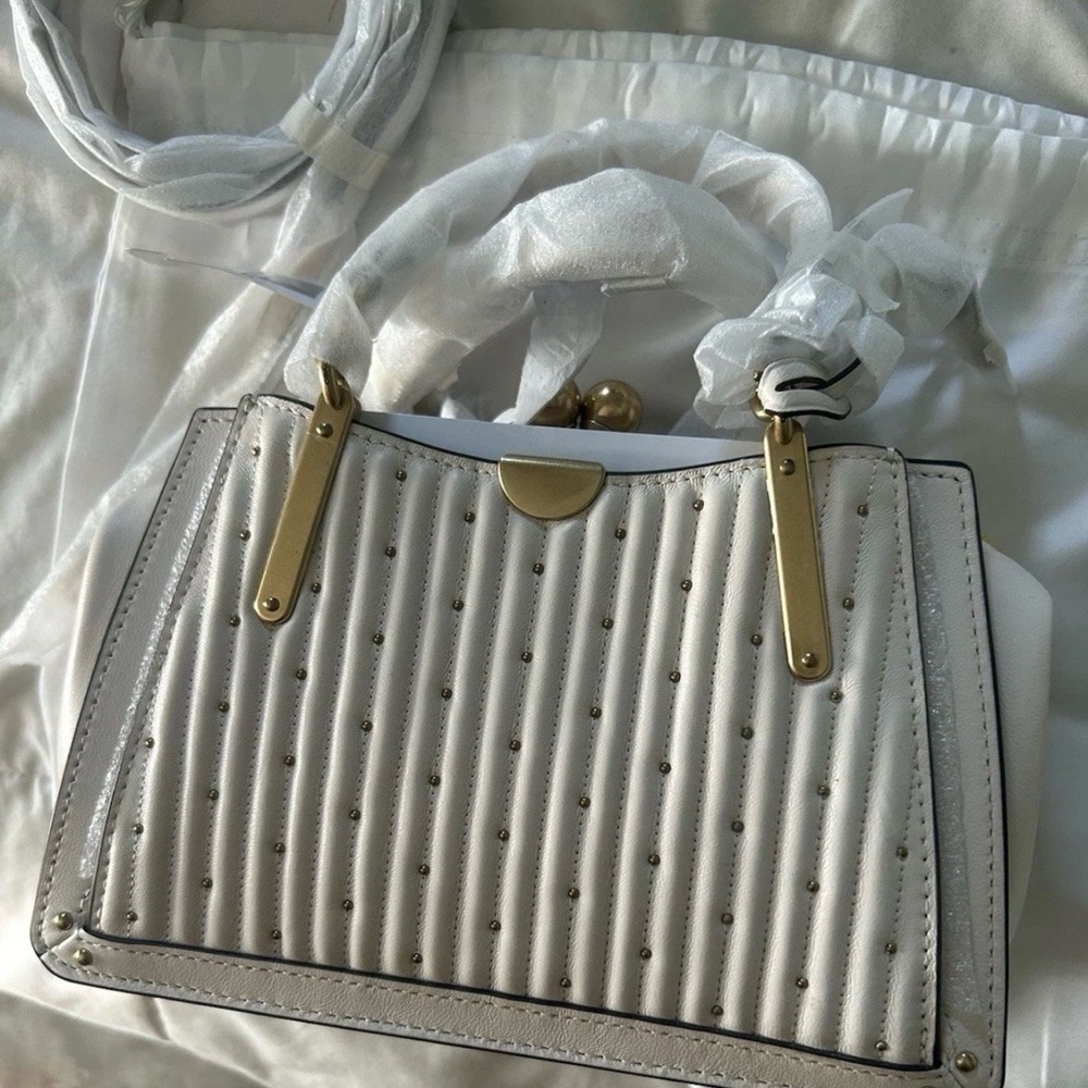 Coach Dreamer 21 KissLock BRAND NEW! I will not accept under 300$ - Picture 3 of 5